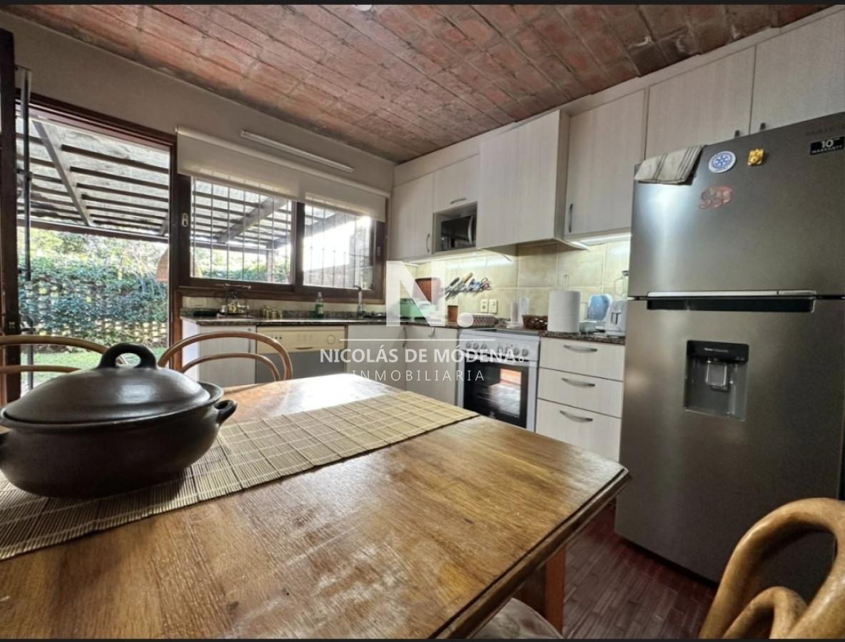 Foto de En venta casa en Pinares de 2 dormitorios, con estufa de alto, imagen 5