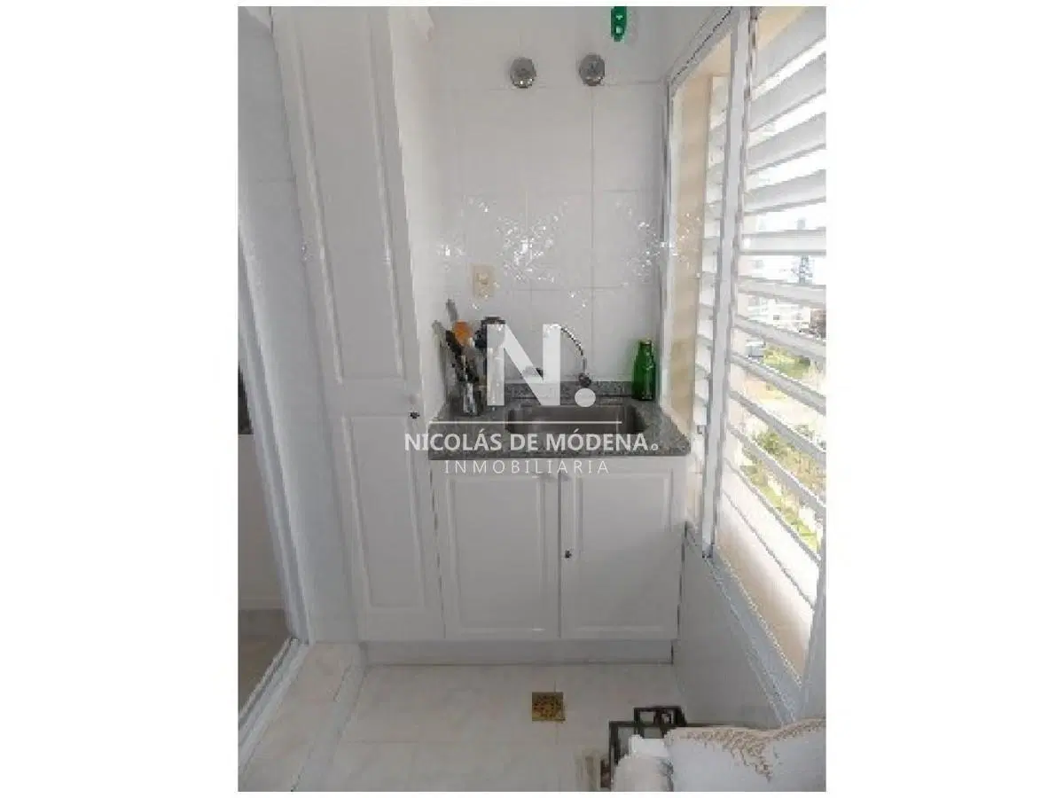 Apartamento en Venta de 3 Dormitorios en Edificio Coral , Punta del este , Playa Mansa 3