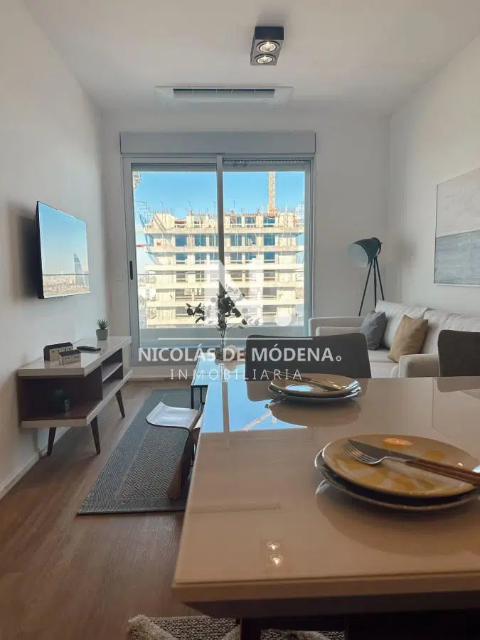 Apartamento en Venta de 2 Dormitorios Piso Alto en Bella Vista,Montevideo.Ideal Inversores! 1