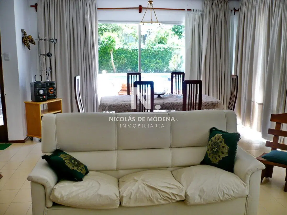 Vendo casa 3 dormitorios con piscina en Rincón del Indio, Punta del Este. 5