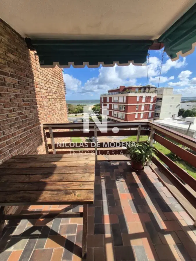 Apartamento en venta 2 dormitorios en Punta del Este. Primera línea mansa 3