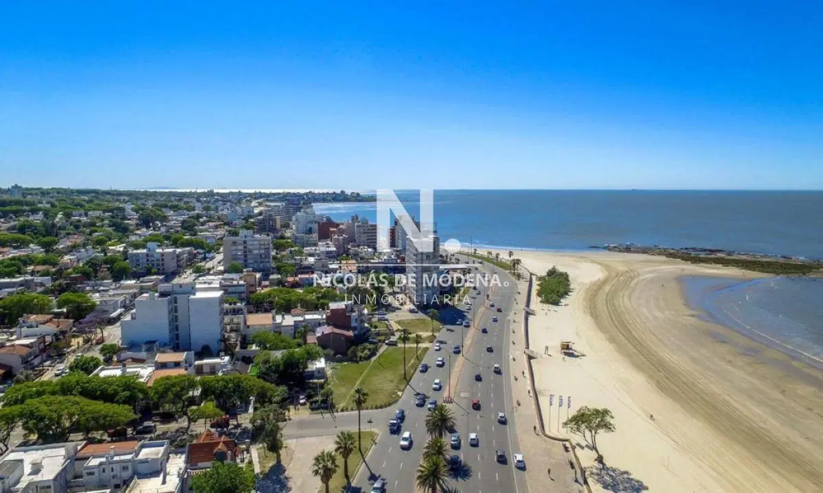 Oportunidad de Inversion: Monoambiente en Venta con Piscina en Malvin,Montevideo 4
