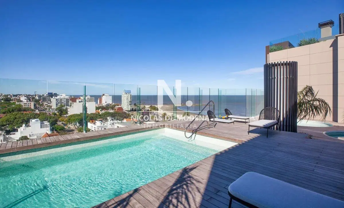 Venta Apto de 2 Dormitorios Con Piscina y Excelente Ubicacion en Malvin,Montevideo 3
