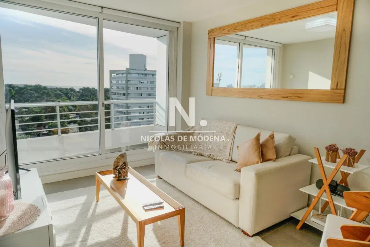 Apartamento de 2 dormitorios ,2 baños, en Roosevelt 3