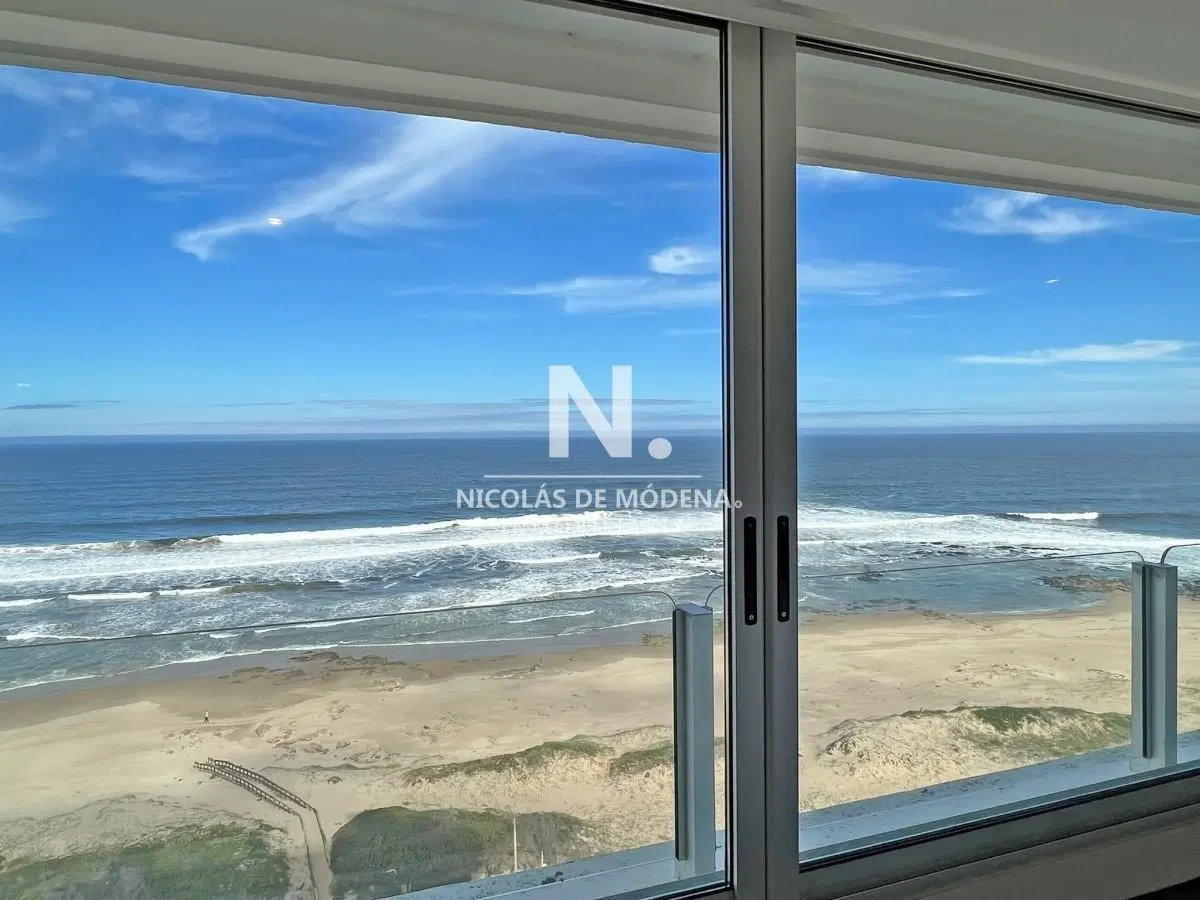 Frente al mar, reciclado en torre de gran categoría en venta 3
