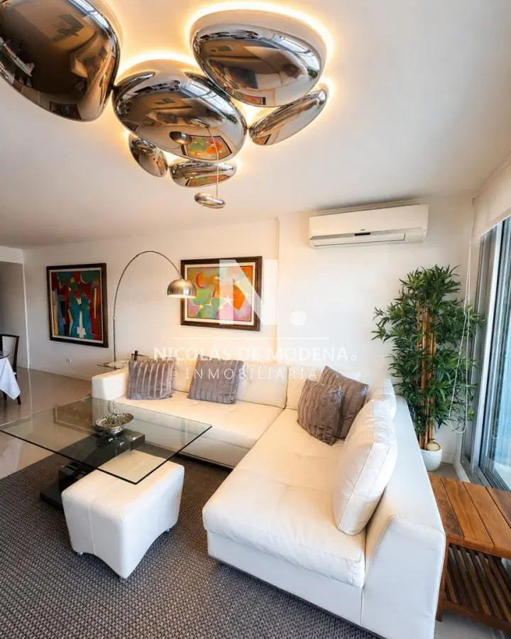 Vende apartamento de 3 dormitorios en Brava, Punta del Este 4