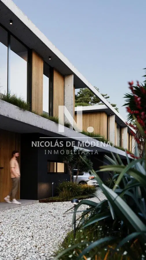 Casa en Venta de 4 Dormitorios en Exclusiva. Barra de Carrasco 3