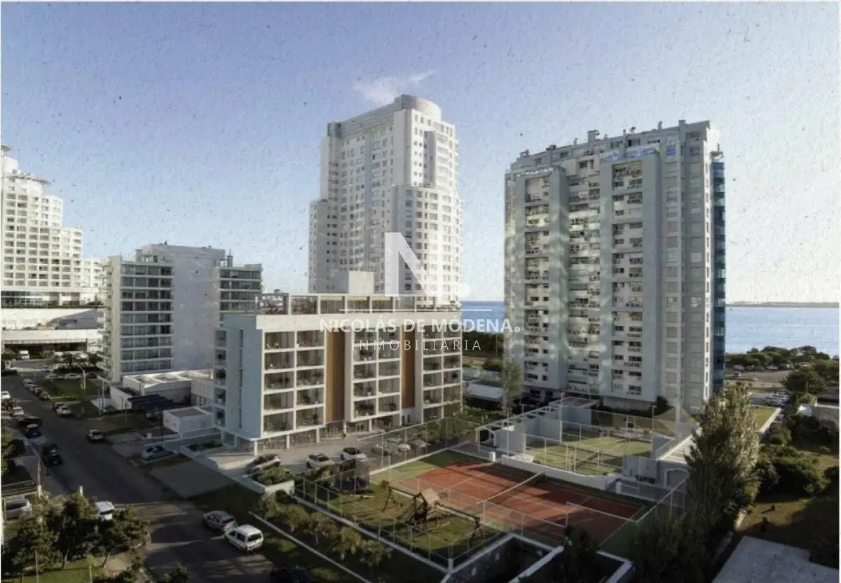 Vende apartamento a estrenar de 1 dormitorio en Mansa, Punta del Este 2