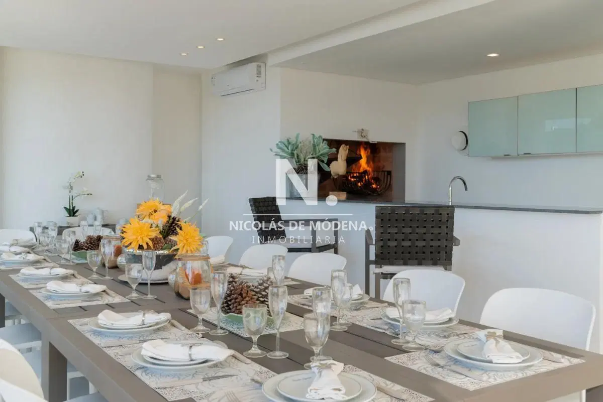 En venta apartamento de 2 dormitorios en Poseidon Laguna, Mansa Punta del Este 5