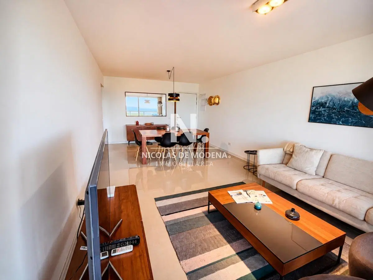 Vende departamento de 2 dormitorios y medio en Brava, Frente al mar 5
