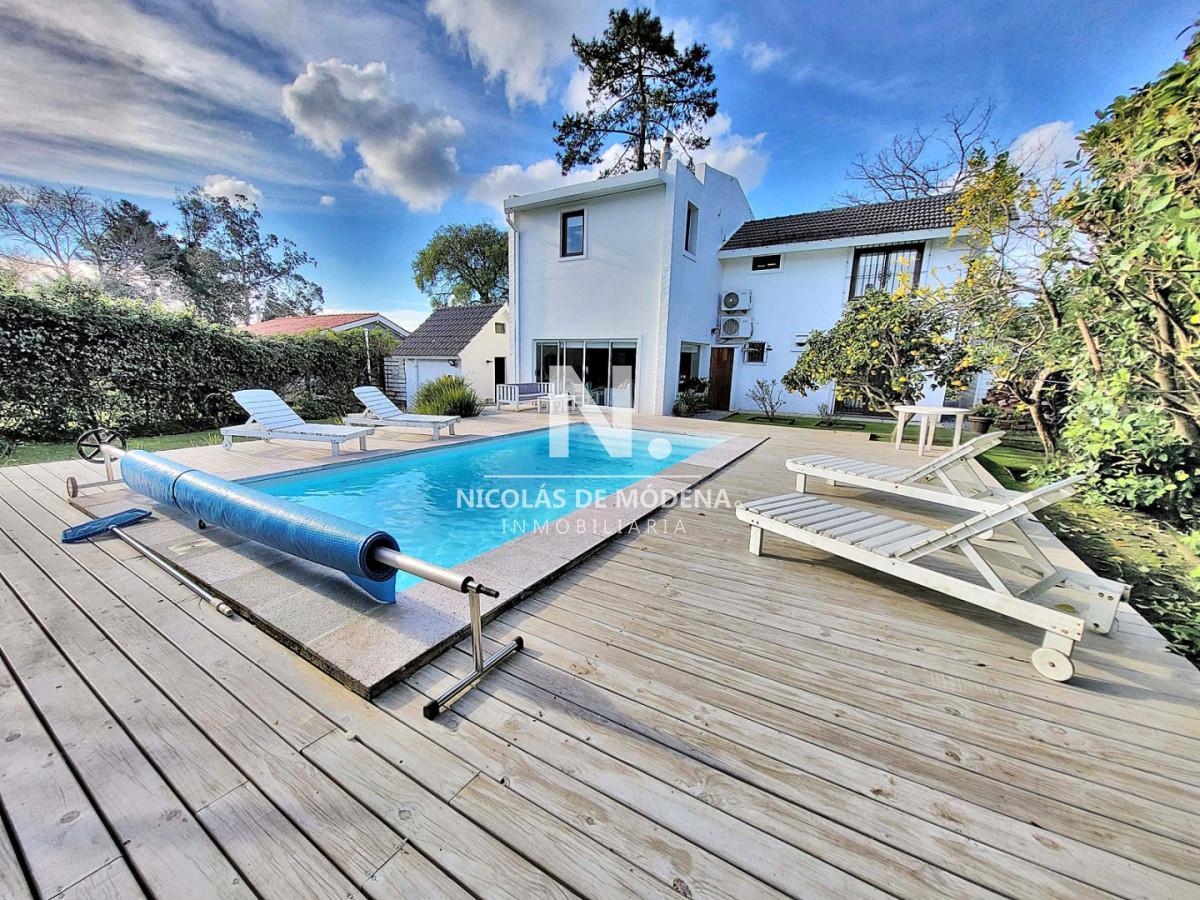 Espectacular casa en Pinares para vivirla todo el año!