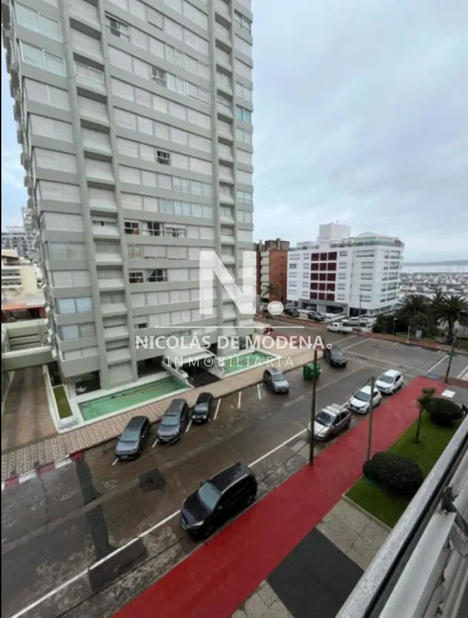 Apartamento de 2 Dormitorios en la Península de Punta del Este 2