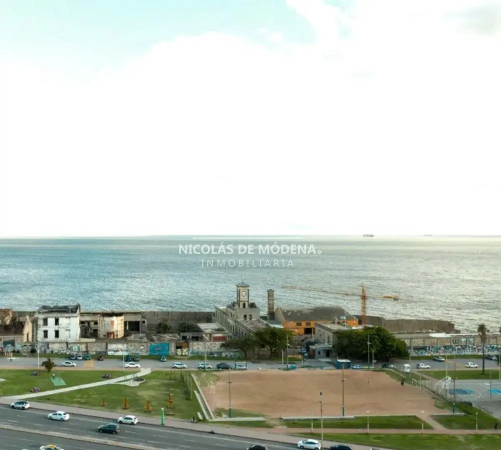 Venta Apartamento duplex de 3 Dormitorios con Excelente Ubicacion en Barrio sur,Montevideo. 5