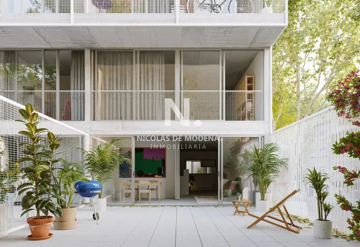 Venta Apartamento duplex de 3 Dormitorios con Excelente Ubicacion en Barrio sur,Montevideo. 1