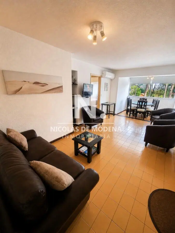 En venta apartamento de 2 dormitorios en Cantegril, Punta del Este 4
