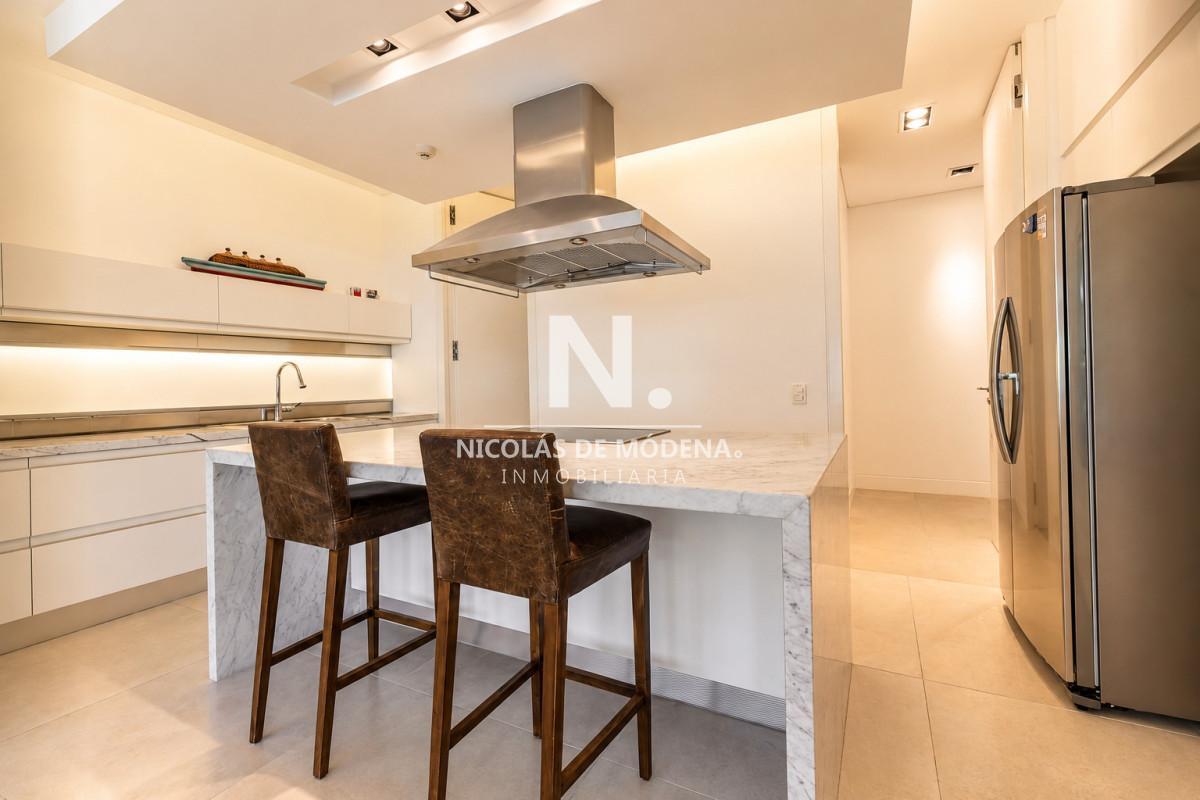 Foto de En venta apartamento de 3 dormitorios mas dep de servicio en venta, imagen 1