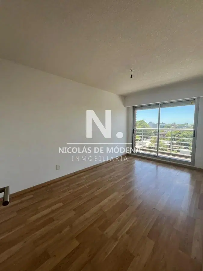 Apartamento de 1 Dormitorio en Venta, Se vende con RENTA. La Blanqueada 5