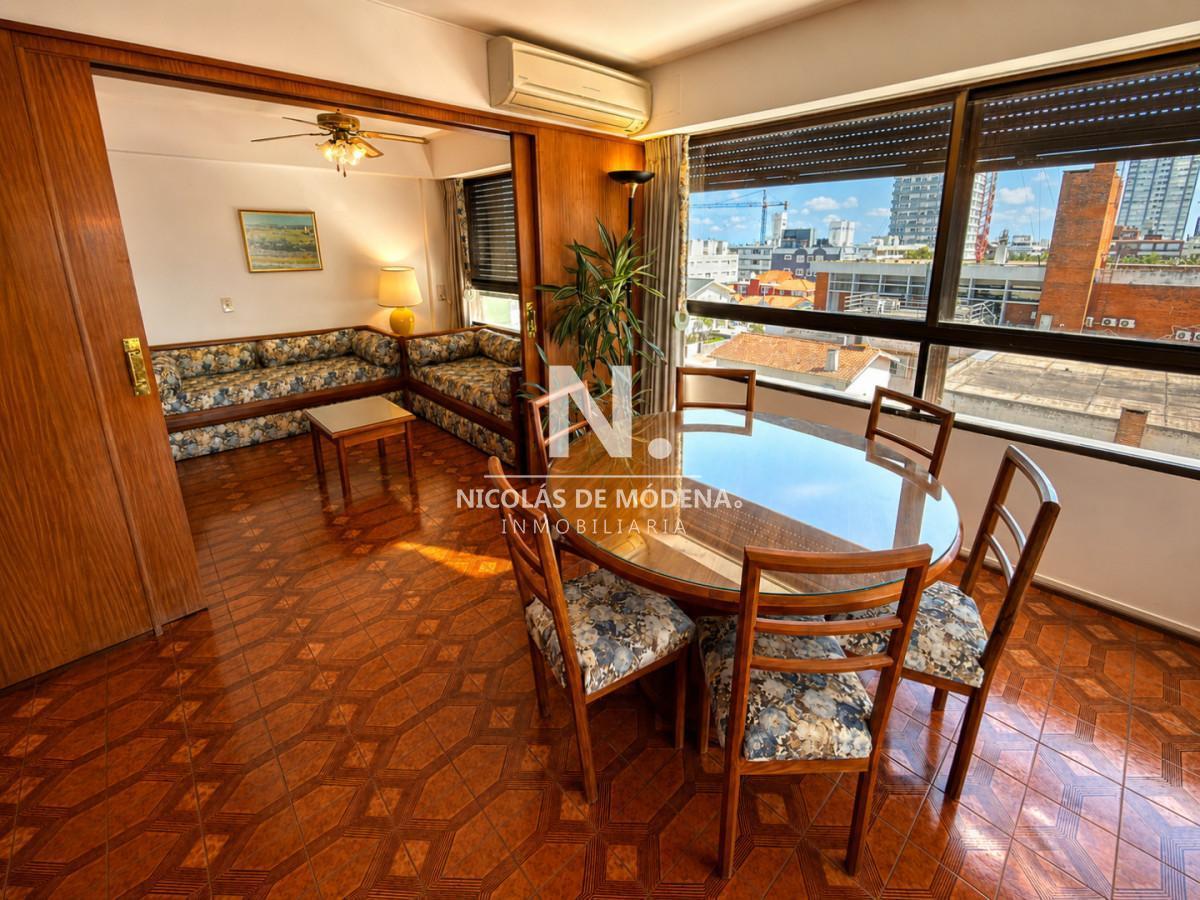 En venta apartamento 2 dormitorios en Península, Punta del Este