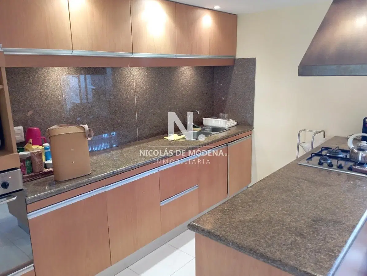 Apartamento de un dormitorio y 2 baños 4