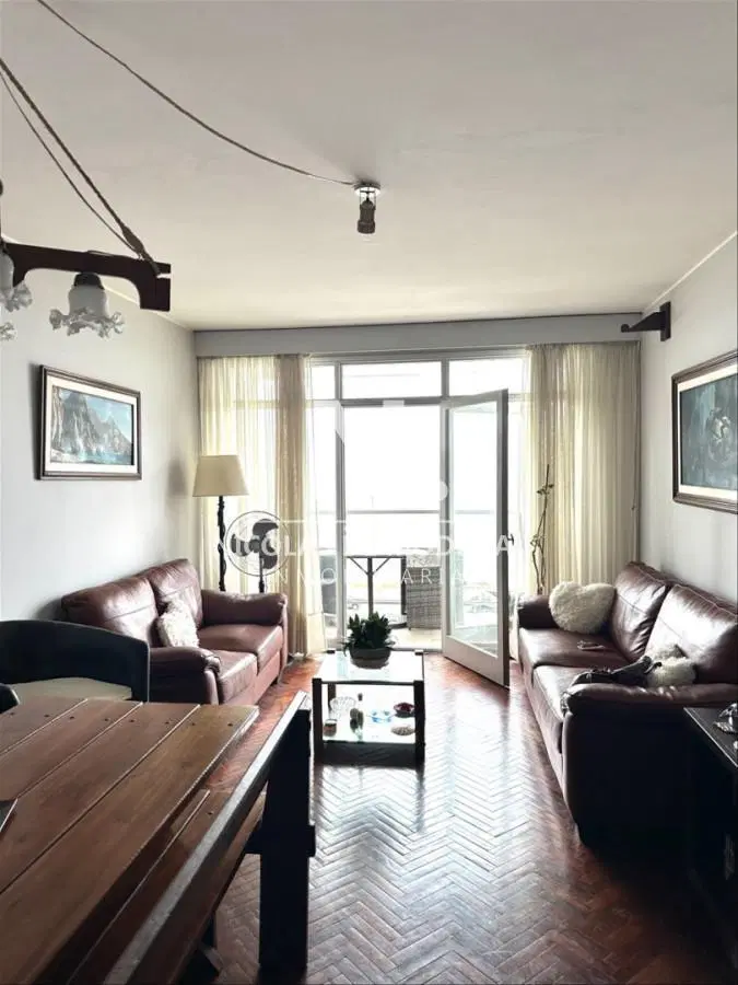Apartamento 2dormitorios con terraza frente al mar en cuidad vieja 3