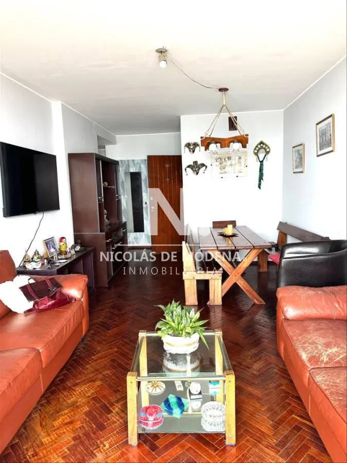 Apartamento 2dormitorios con terraza frente al mar en cuidad vieja 4