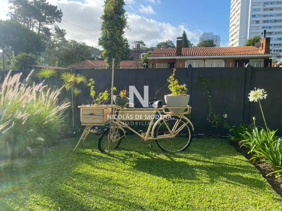 Hermosa casa en Playa Mansa - Punta del Este 8
