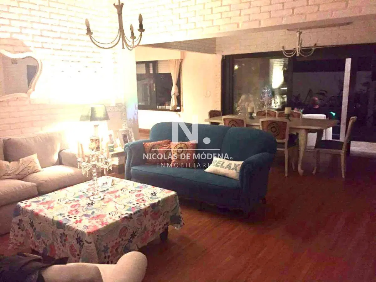 Hermosa casa en  Playa Mansa -  Punta del Este 2