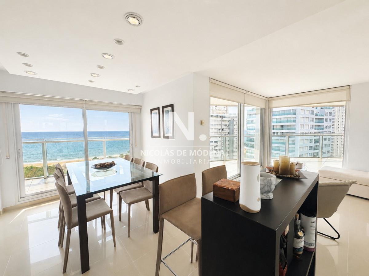 Espectacular Apartamento en Venta y en Alquiler de temporada -Primera linea Playa Mansa
