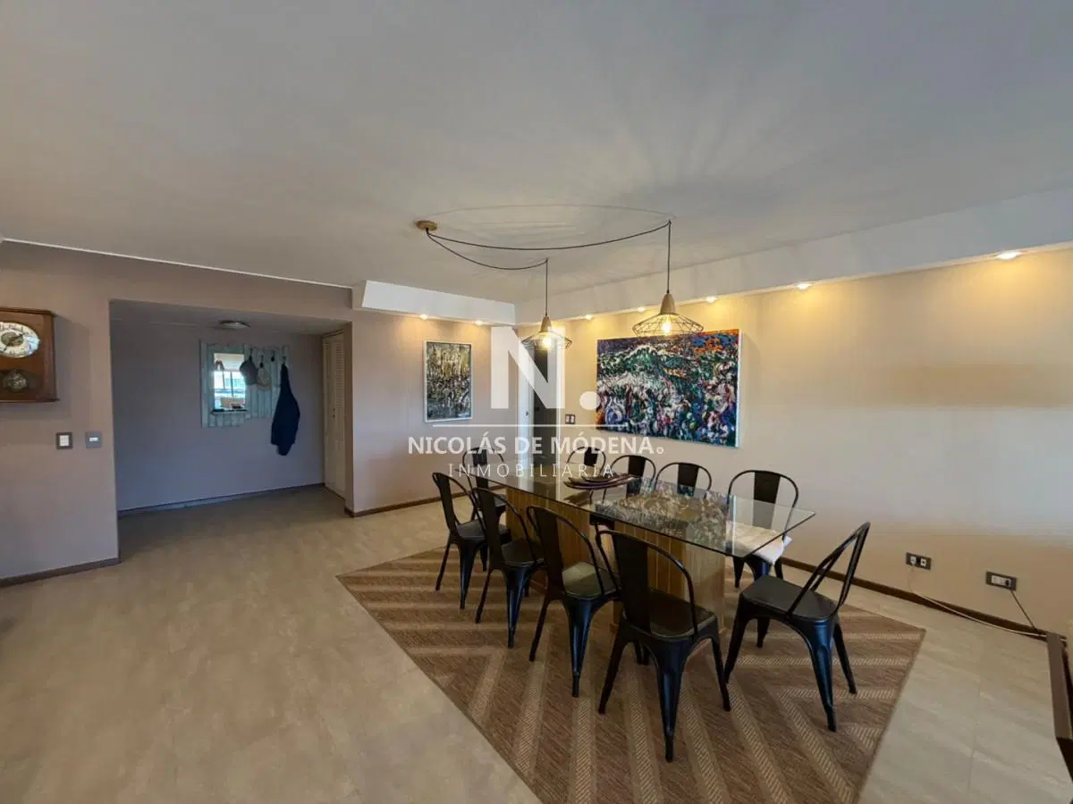 Apartamento en Venta de 3 dormitorio en Punta del este . Playa mansa , Parada 1 3