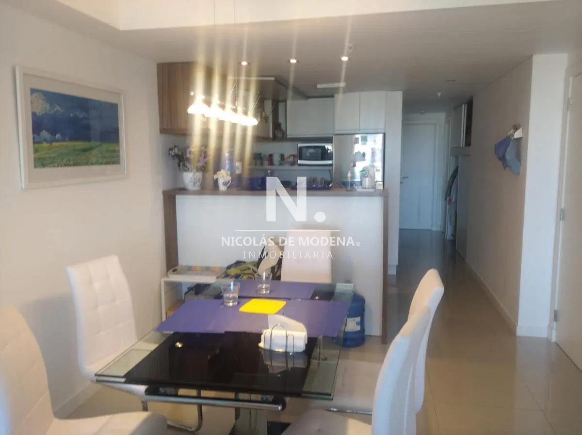 Apartamento de 2 dormitorios en venta en Punta del Este 4