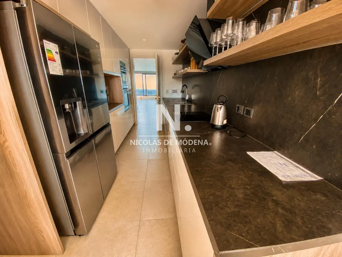 Departamneto de 4 dormitorios en venta frente al mar 5