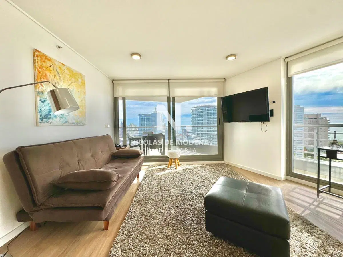 Departamento de 2 dormitorios en Alexander Boulevard 3