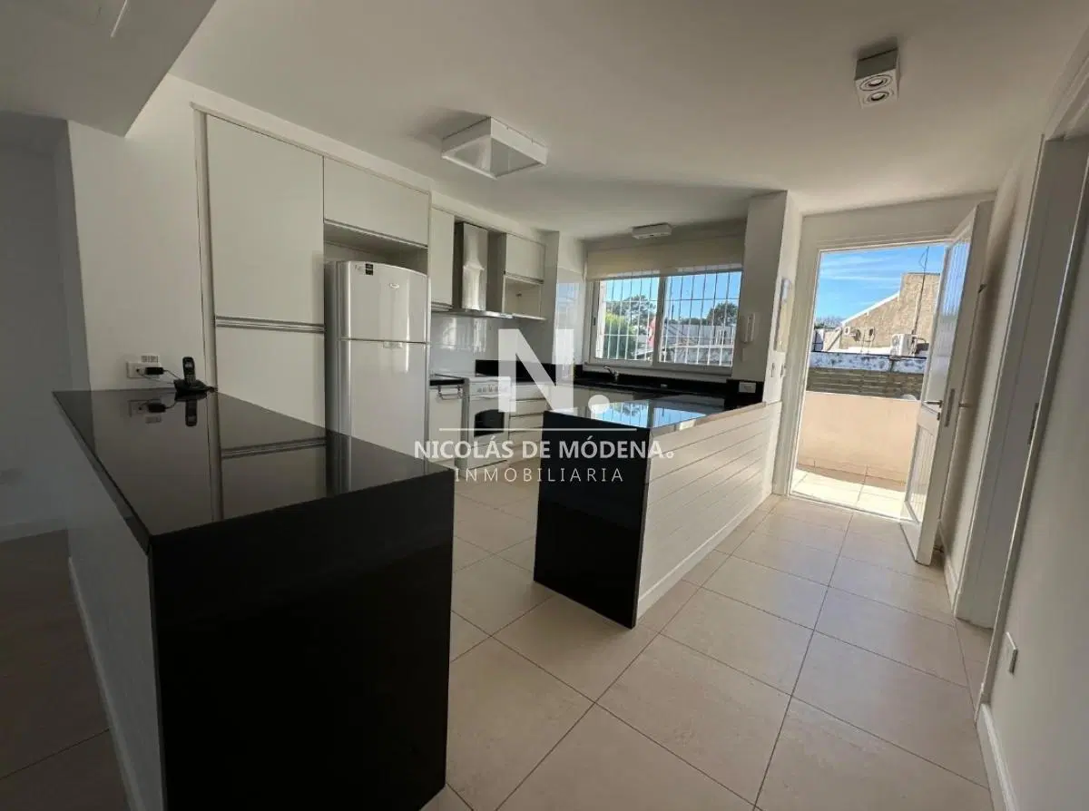 Apartamento de 3 dormitorios y 3 baños 3