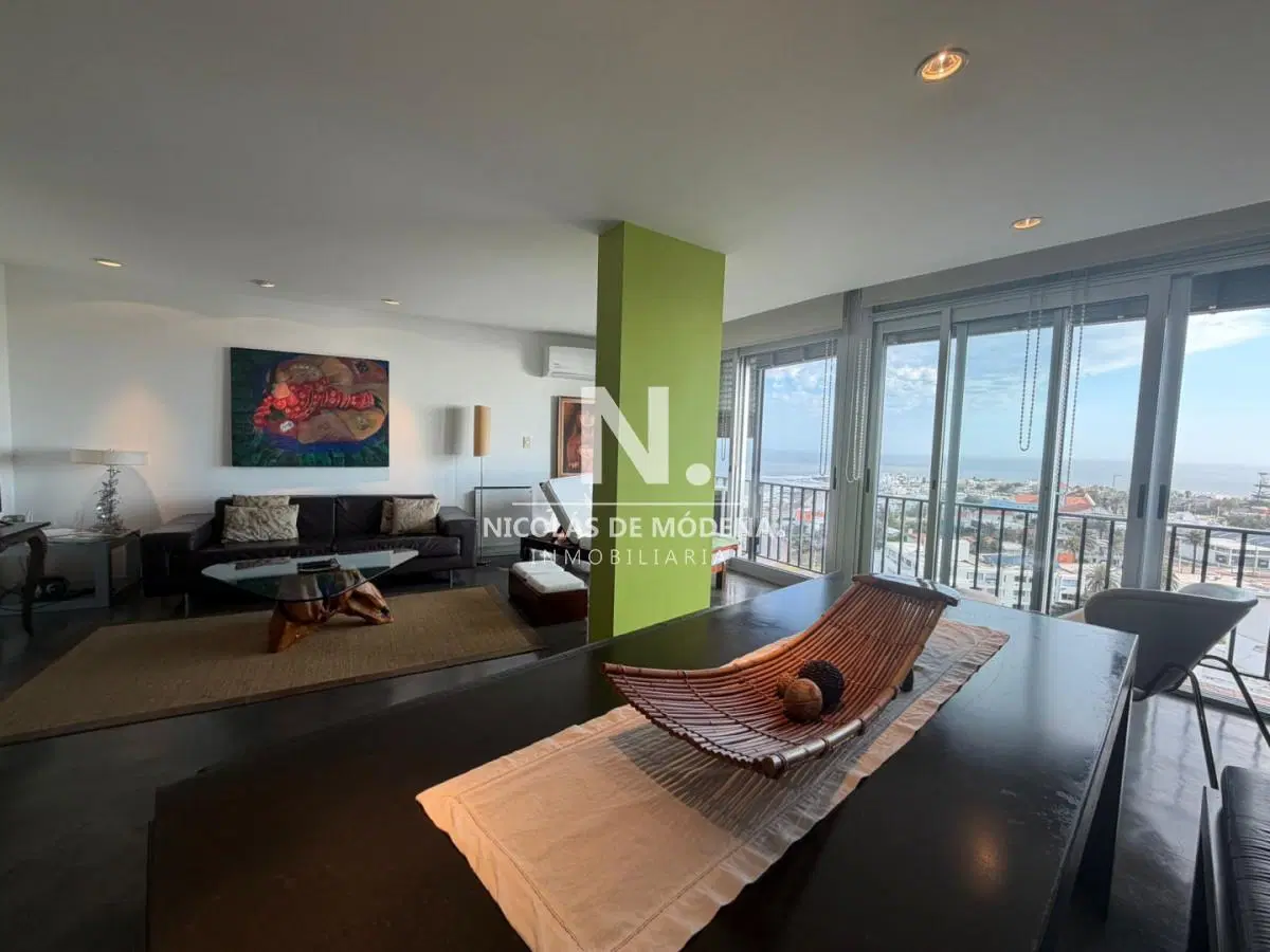 Apartamento en venta de 2 dormitorios en Punta del este , Península 8