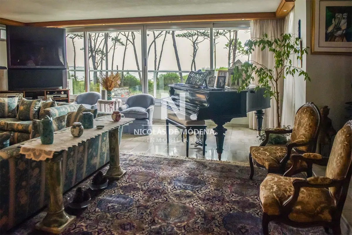 Espectacular departamento en venta frente al mar 5