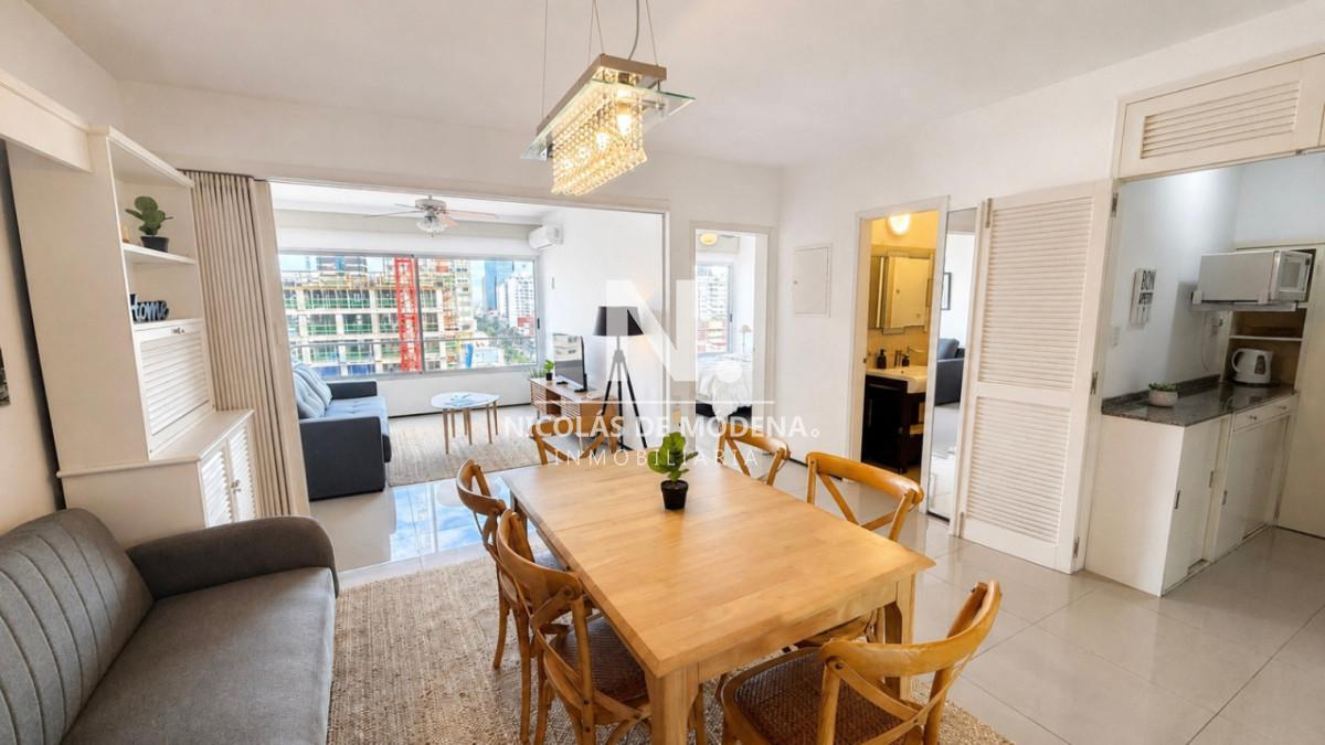 En venta apartamento de 1 dormitorio en Punta del Este, con vista al mar