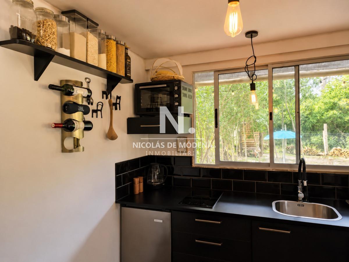 Foto de En venta casa de 1 dormitorio en terreno de 1023m2 en Ocean Park, imagen 1