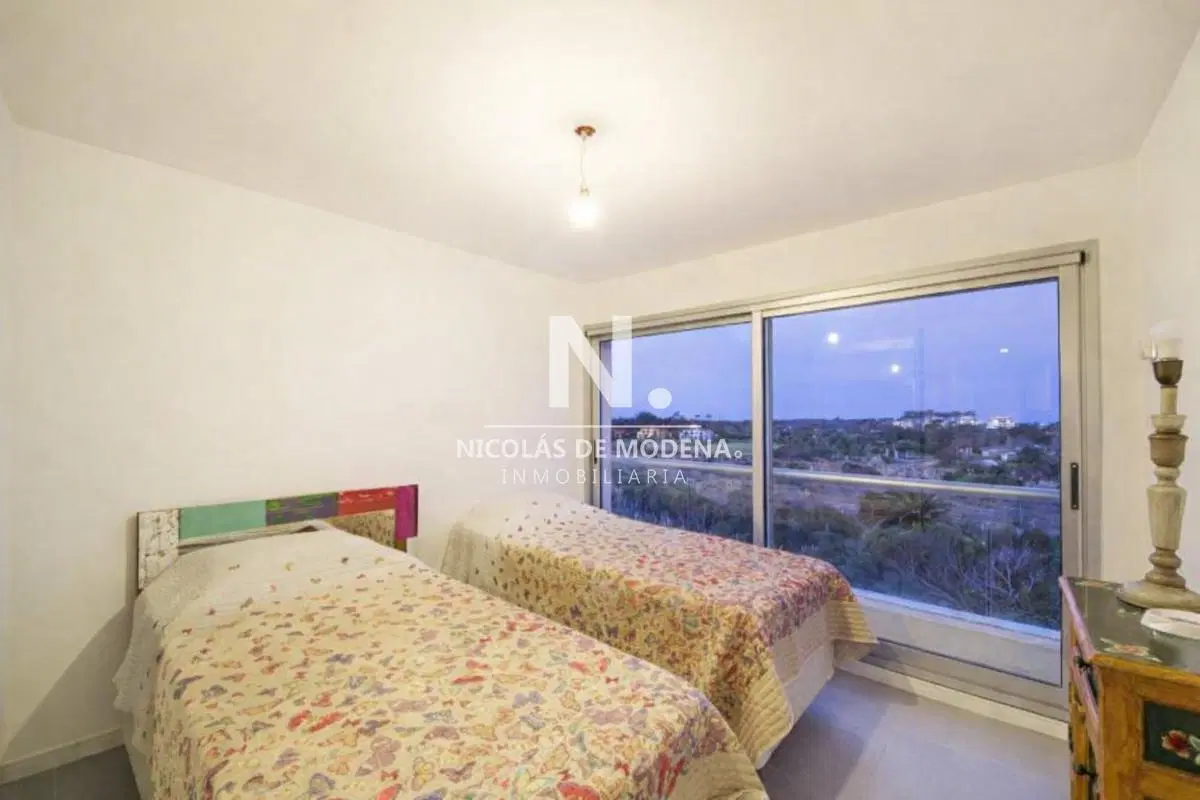 En venta en zona playera, apartamento de 3 dormitorios en Brava, Punta del Este 3