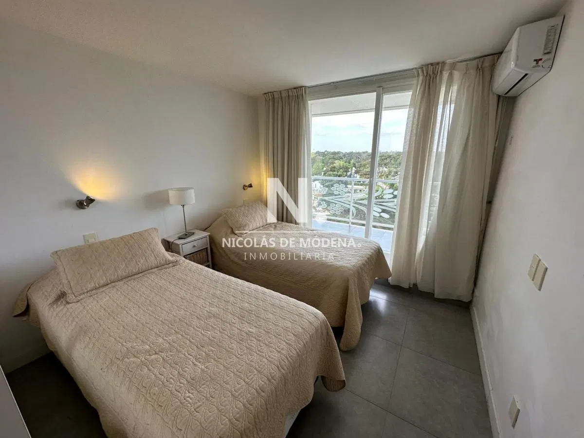 Apartamento 3 dormitorios en edificio de categoría en Punta del Este! 5