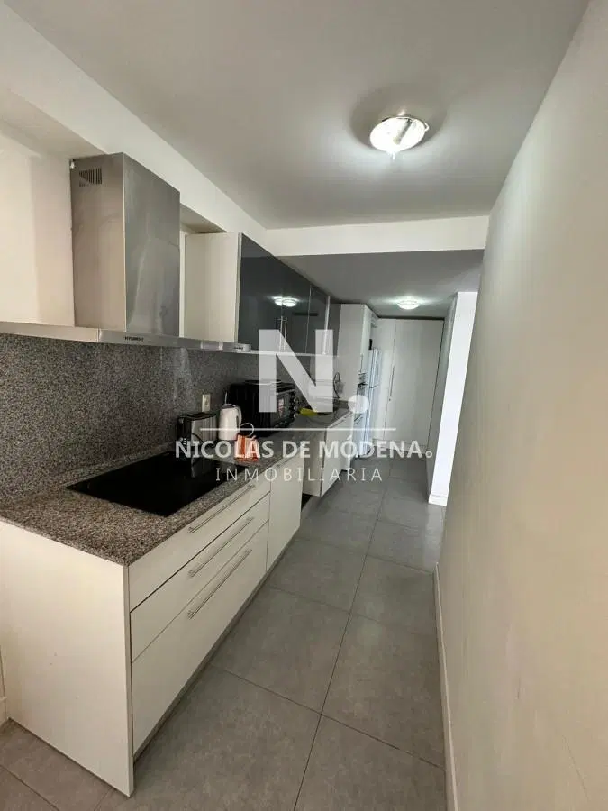 Apartamento 3 dormitorios en edificio de categoría en Punta del Este! 4