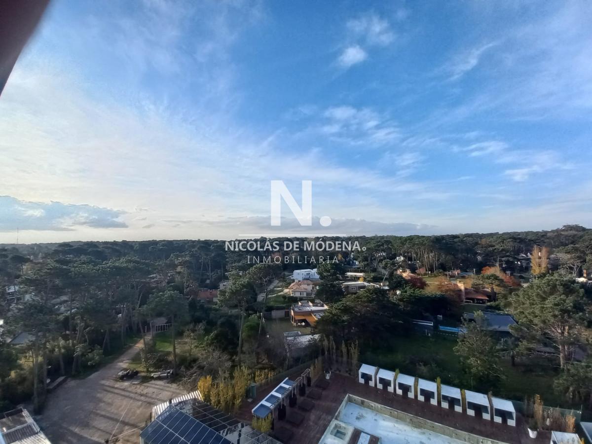 Foto de Departamento de 2 dormitorios en venta en torre Yoo, imagen 1