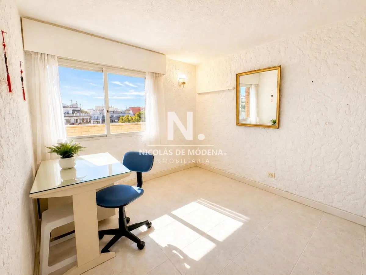 En venta apartamento de 2 dormitorios frente al Mar - Playa Mansa, Punta del Este 5