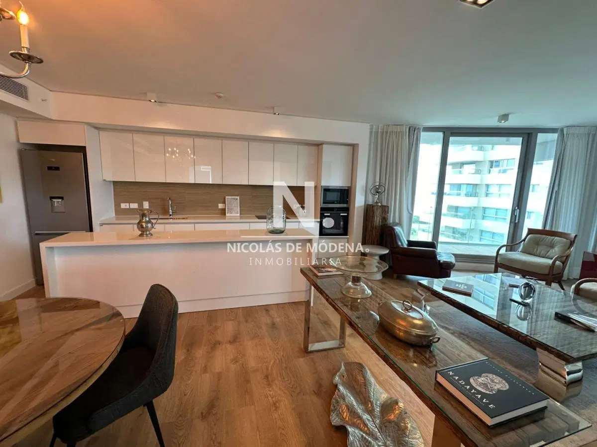 APARTAMENTO TORRE TRUMP 2 DORM. Y 3 BAÑOS 2