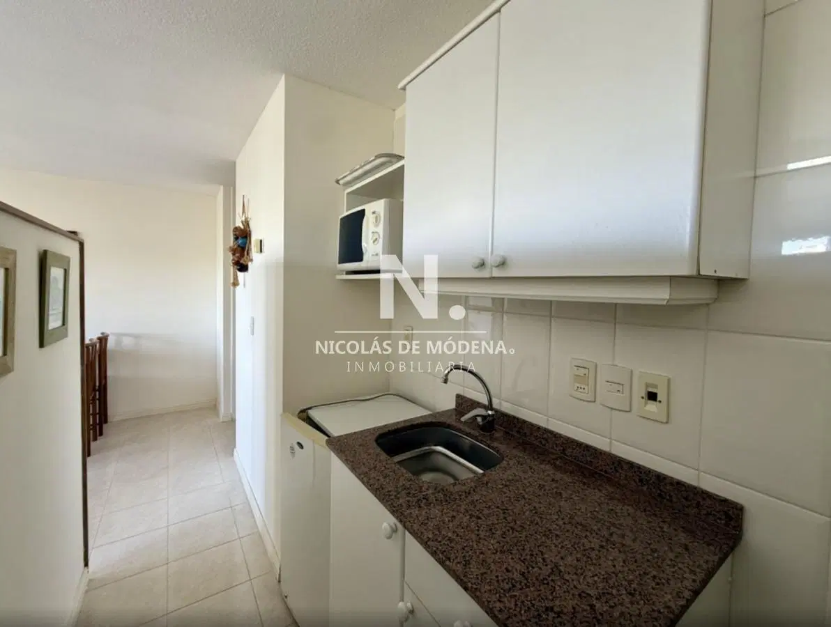 ¡Oportunidad en Roosevelt! Monoambiente Dividido con Amenities Completos y Garaje 3