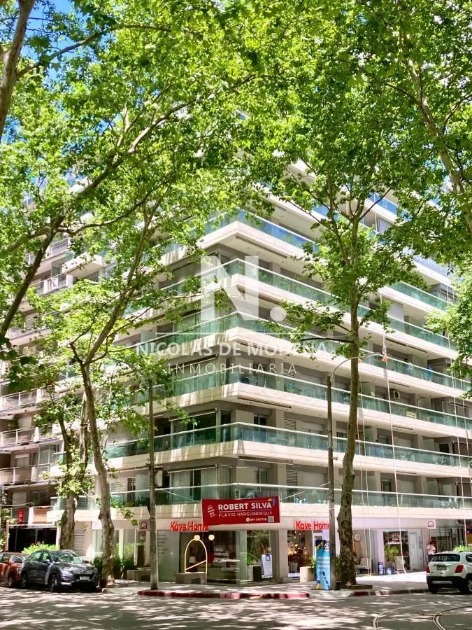 Departamento de 1 dormitorio en venta en Pocitos 1