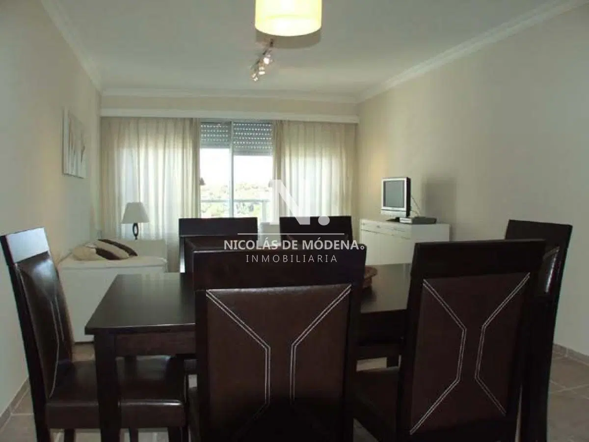LINDISIMO EDIFICIO CON TODOS LOS SERVICIOS, departamento de 2 dormitorios en venta en Punta del Este 3
