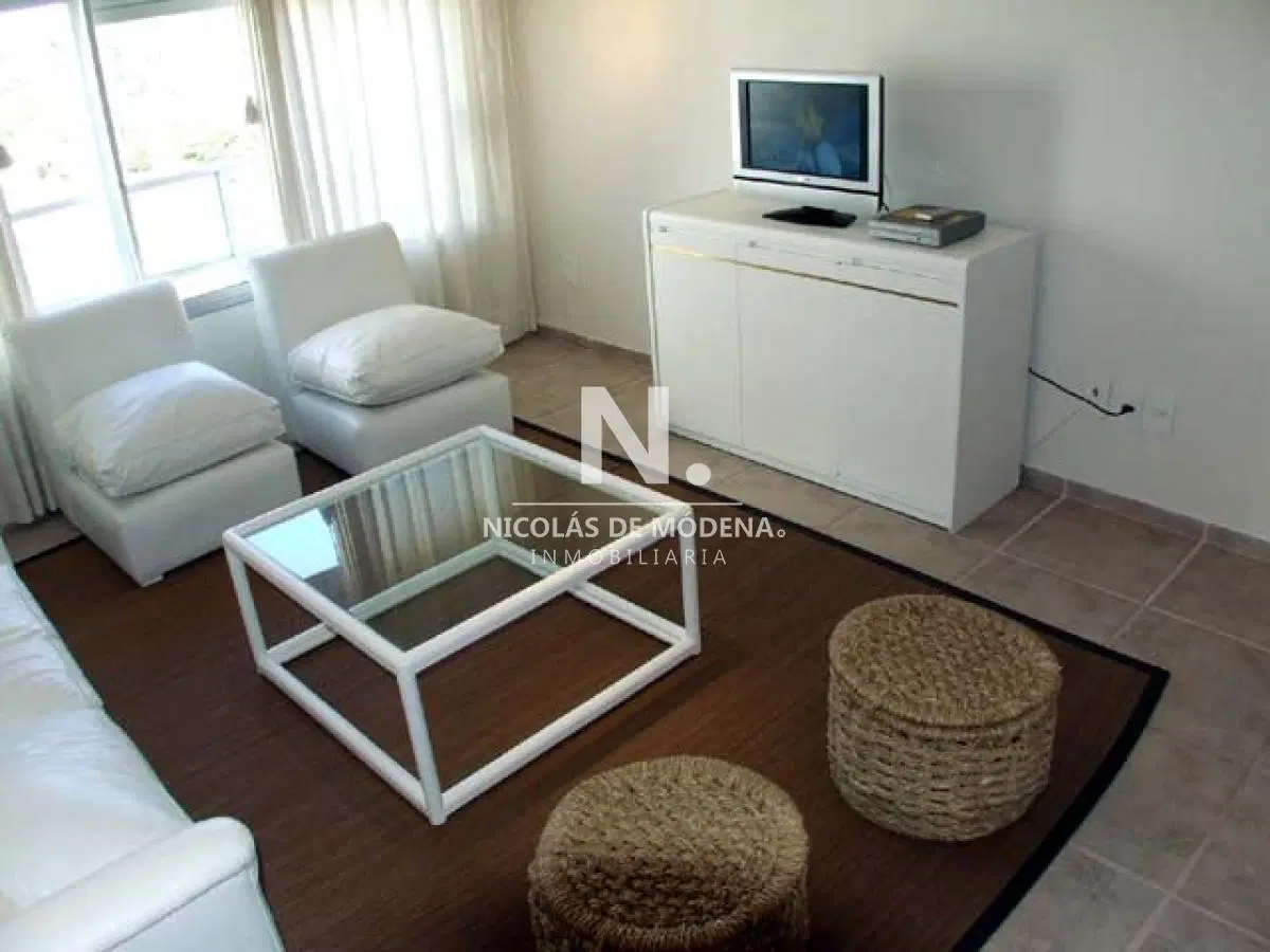 LINDISIMO EDIFICIO CON TODOS LOS SERVICIOS, departamento de 2 dormitorios en venta en Punta del Este 4