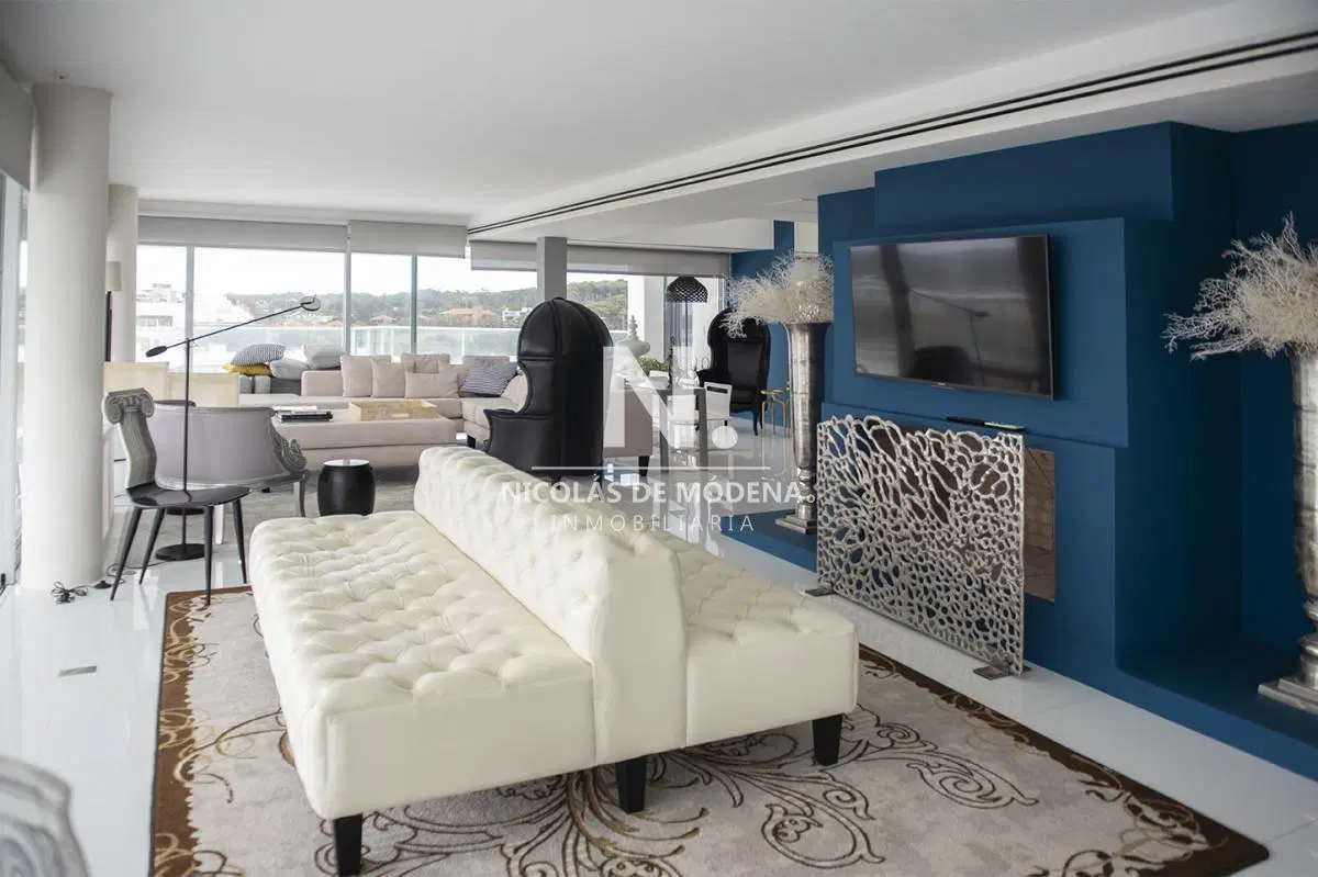 Espectacular Penthouse frente al mar de 4 dormitorios en venta, Punta del Este 8