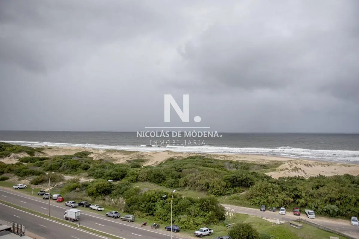 Espectacular Penthouse frente al mar de 4 dormitorios en venta, Punta del Este 5