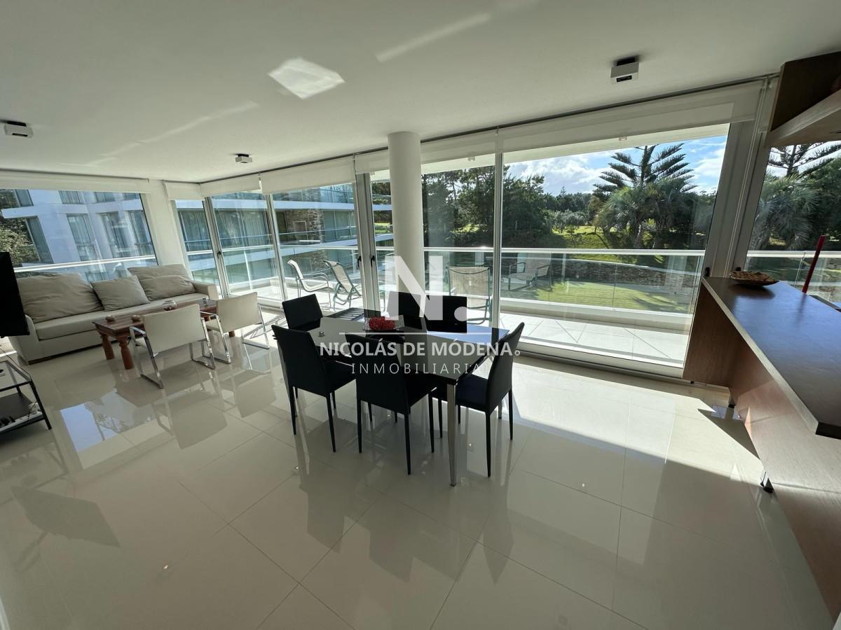 Foto de Departamento de 3 dormitorios en venta en torre de categoría en Brava, imagen 2